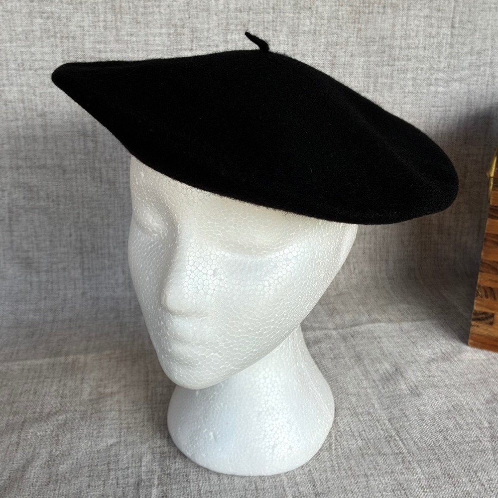 Vintage Kangol Black Wool Beret 1950s Made in England Hat